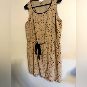 Loft - Women’s Dress - Tan and black - Size: Petite Large